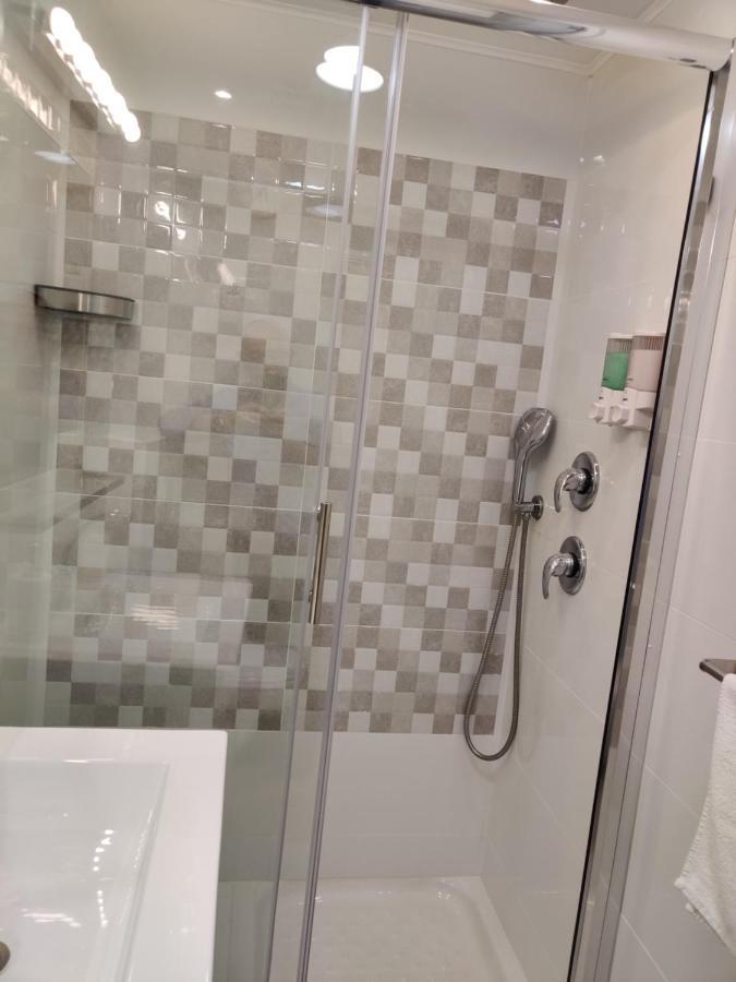 Migdal Luxury J29 Netanya